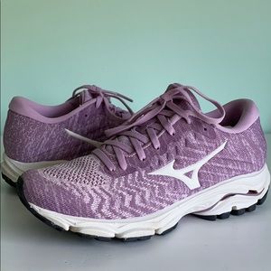 Women’s Mizuno Wave Inspire 16 Running Shoes